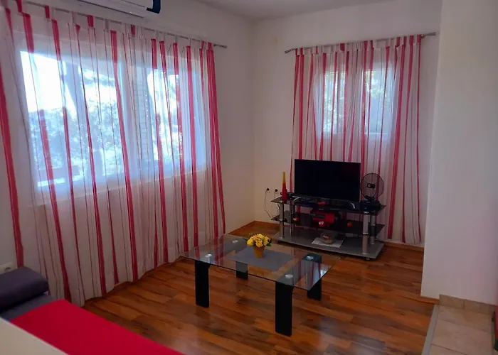 Luka Appartement *